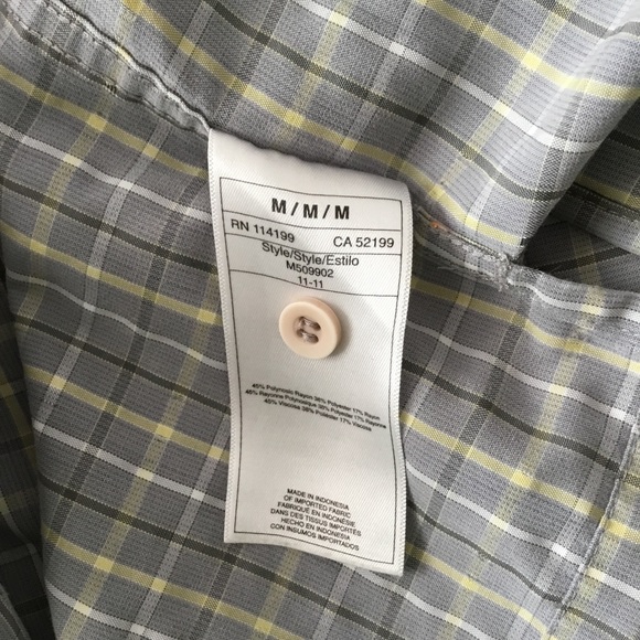 Quiksilver men’s button-down. Medium. Excellent condition. - Picture 3 of 3